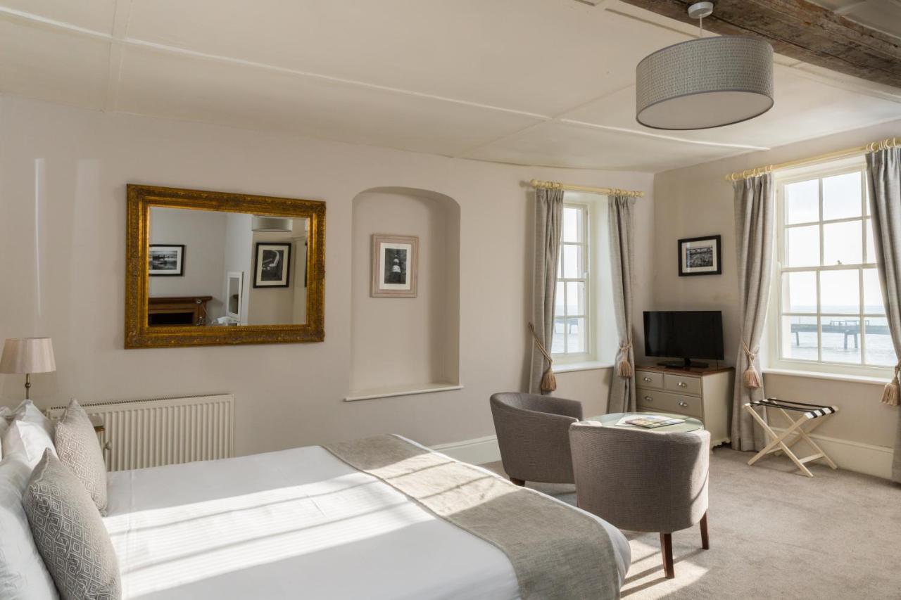 Royal Hotel Дийл Екстериор снимка