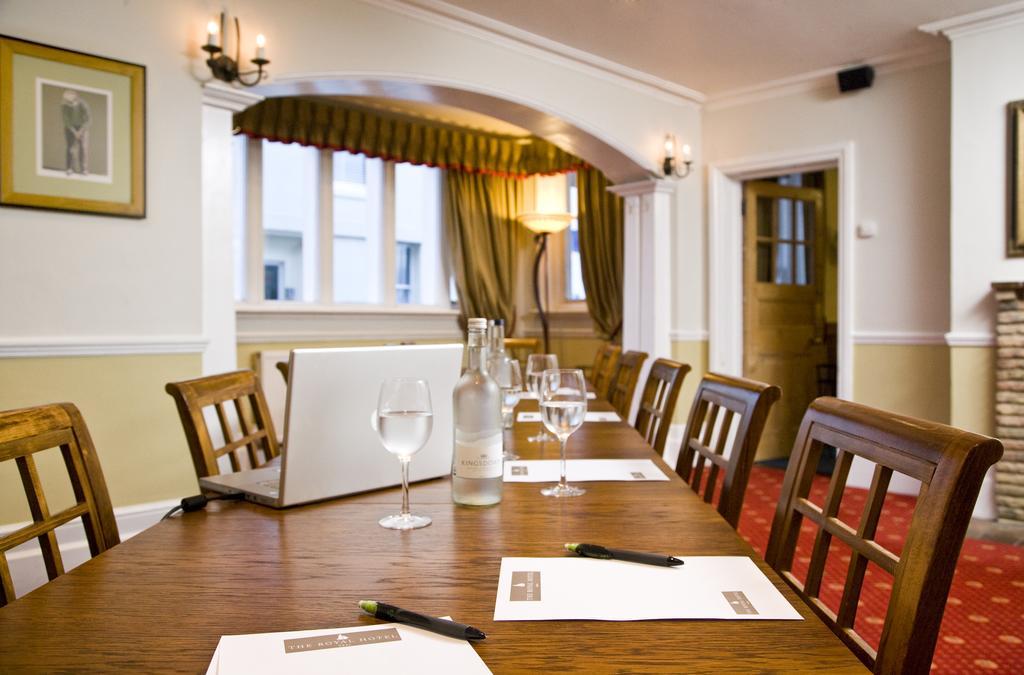 Royal Hotel Дийл Екстериор снимка
